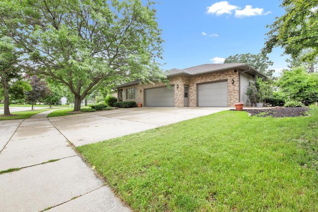 592 Ashbury DRIVE, Fond Du Lac, WI 54935