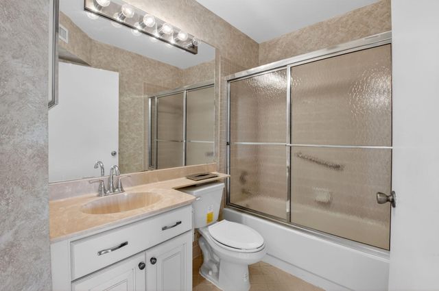 5415 Verona Drive F, Boynton Beach, FL 33437