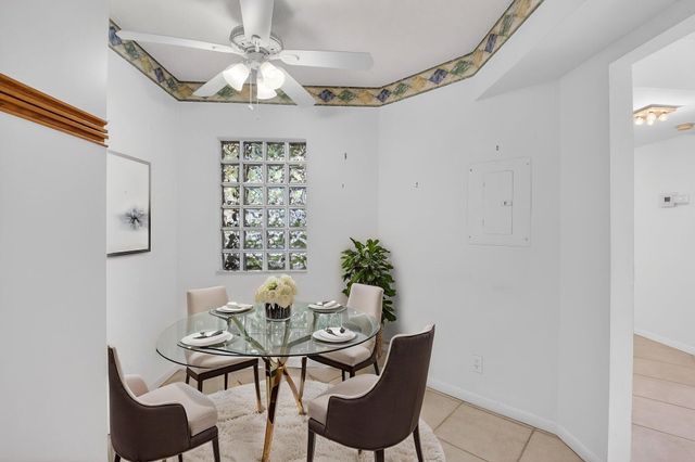 5415 Verona Drive F, Boynton Beach, FL 33437