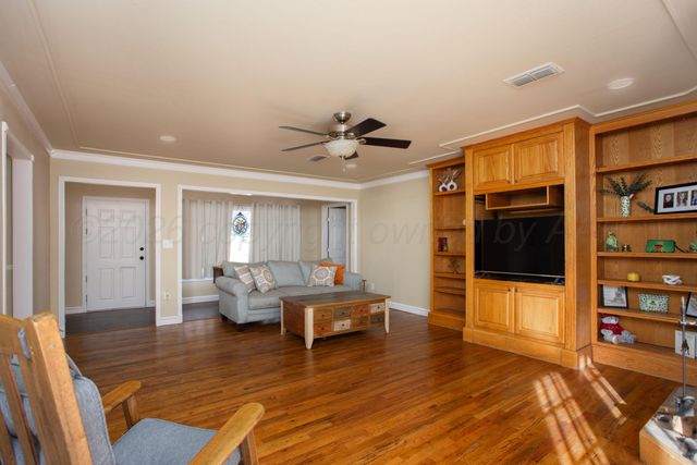 2223 PEACH TREE Street, Amarillo, TX 79109