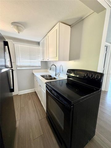 4611 N HUBERT AVENUE 11, Tampa, FL 33614