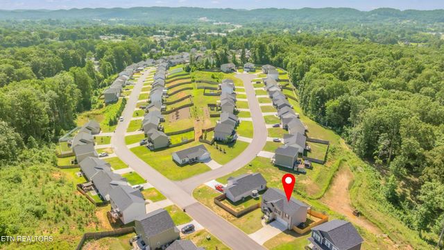 8009 Poplar Grove Lane, Powell, TN 37849