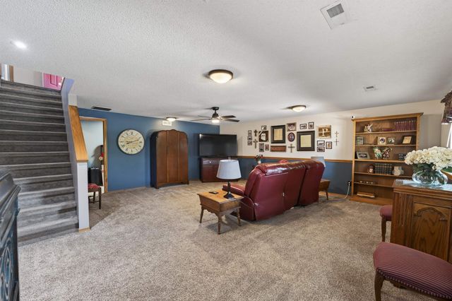 13901 W Ponderosa, Wichita, KS 67235