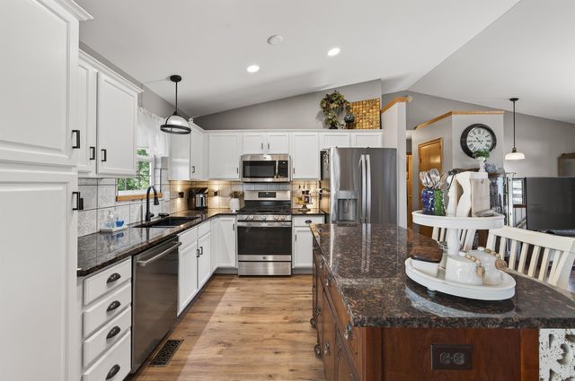 13901 W Ponderosa, Wichita, KS 67235