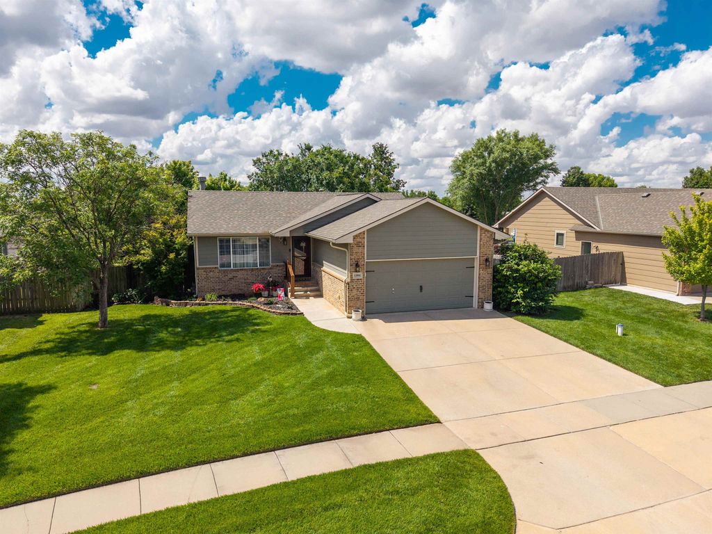 13901 W Ponderosa, Wichita, KS 67235