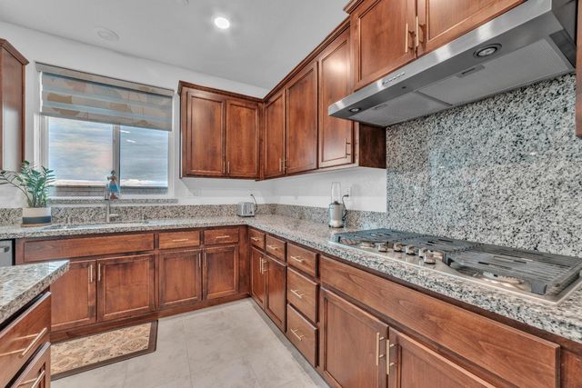 3447 Equinox Dr, Folsom, CA 95630