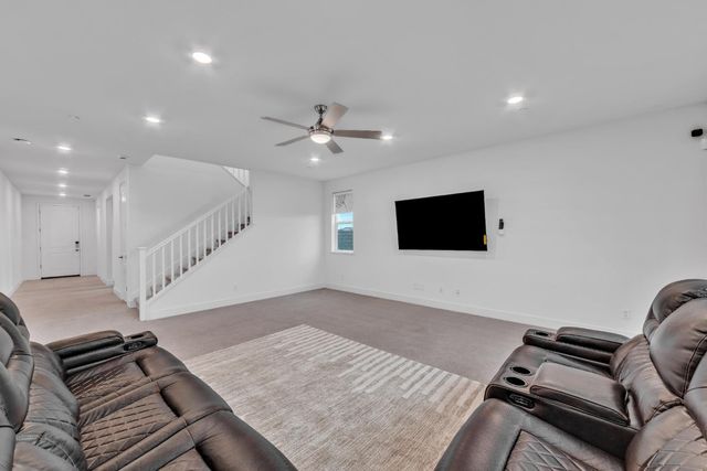 3447 Equinox Dr, Folsom, CA 95630