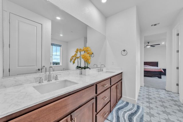 3447 Equinox Dr, Folsom, CA 95630