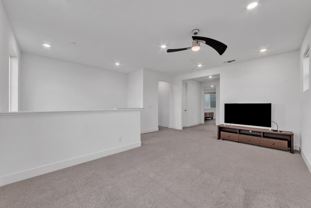 3447 Equinox Dr, Folsom, CA 95630