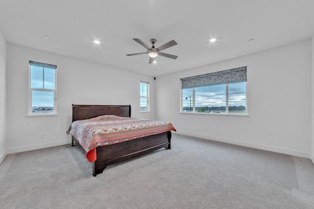 3447 Equinox Dr, Folsom, CA 95630