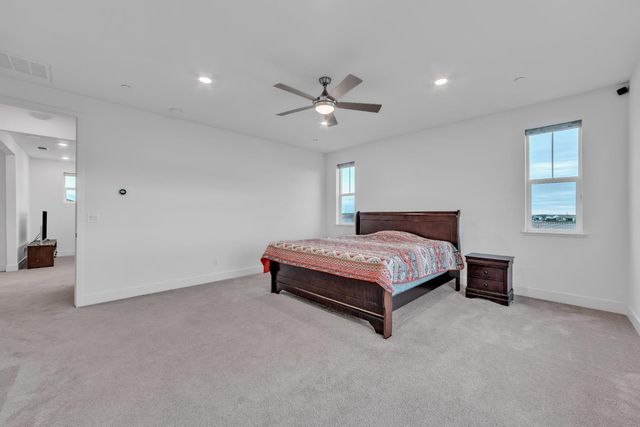 3447 Equinox Dr, Folsom, CA 95630