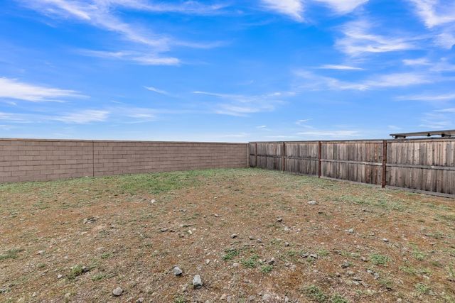 3447 Equinox Dr, Folsom, CA 95630