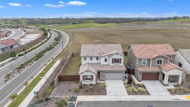 3447 Equinox Dr, Folsom, CA 95630