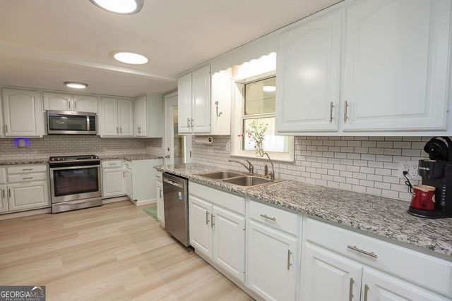 1492 Sand Hill Road, Guyton, GA 31312