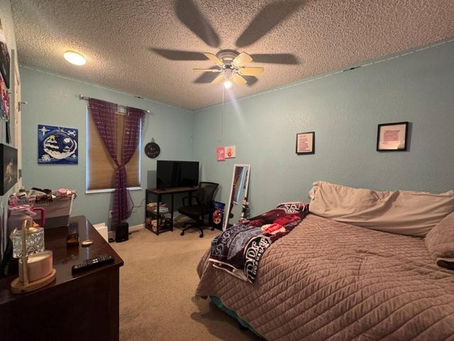 1401 Kingston Road, Blue Springs, MO 64015