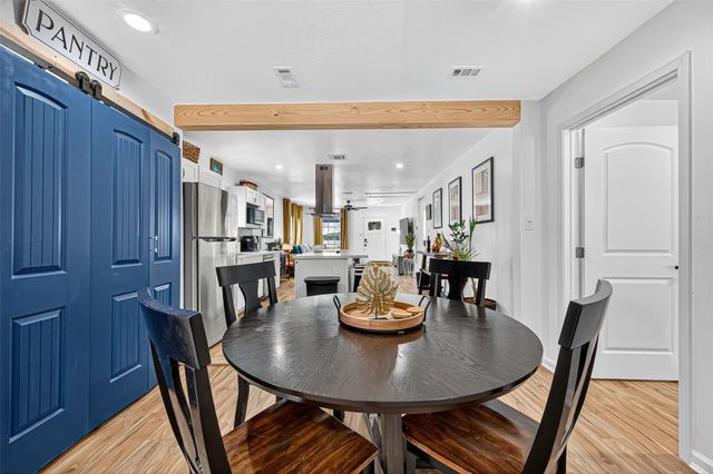 1602 Luzon Street, Houston, TX 77009