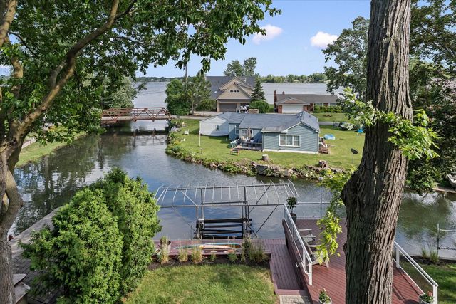 4691 Mapleview Avenue, West Bloomfield Twp, MI 48324