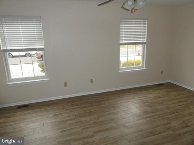 13 BIRCH AVE, Hammonton, NJ 08037