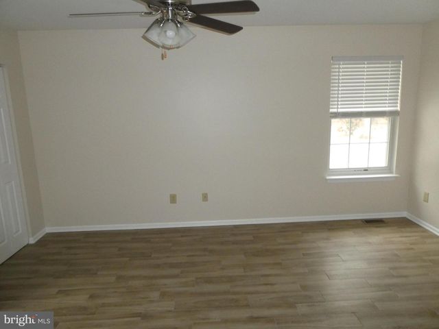 13 BIRCH AVE, Hammonton, NJ 08037