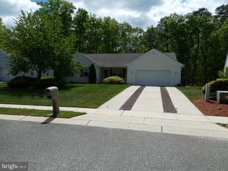 13 BIRCH AVE, Hammonton, NJ 08037