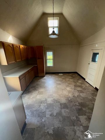 1017 humphrey Street, Monroe, MI 48161