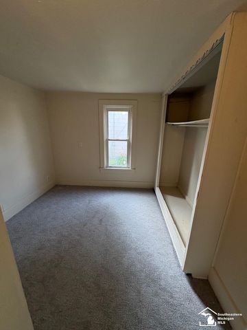 1017 humphrey Street, Monroe, MI 48161