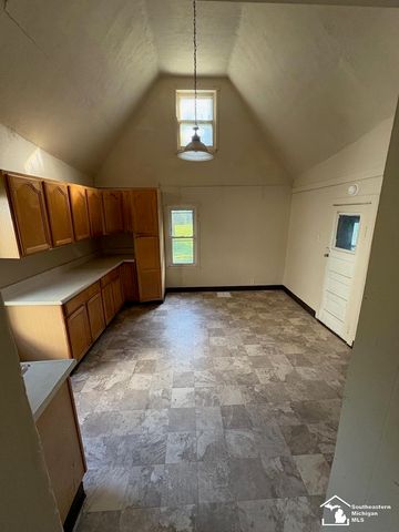 1017 humphrey Street, Monroe, MI 48161