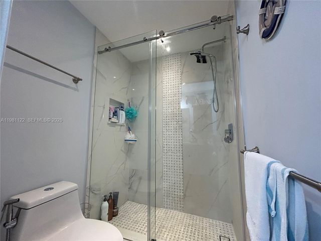 10818 SW 72nd St 154, Miami, FL 33173