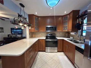 10818 SW 72nd St 154, Miami, FL 33173