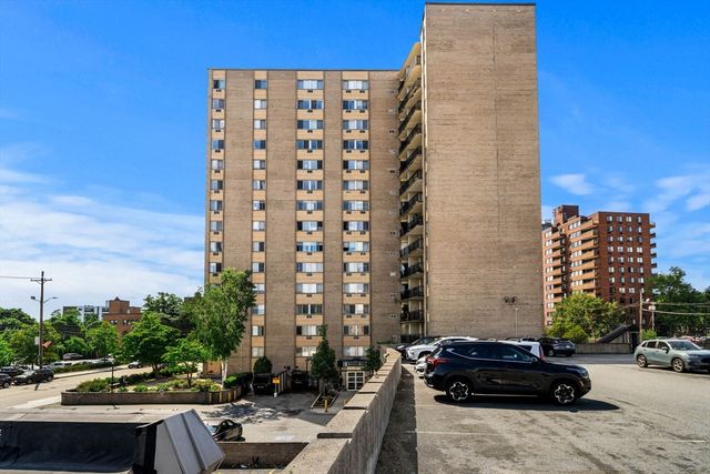 1025 Hancock St 4A, Quincy, MA 02169