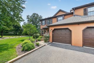 18 Estate Rd, Hillsborough Twp., NJ 08844