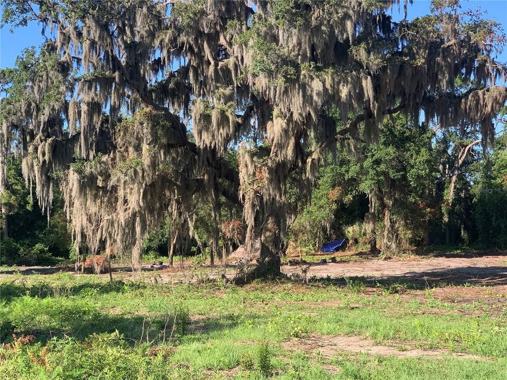 27551 JACKSON COURT, Okahumpka, FL 34762