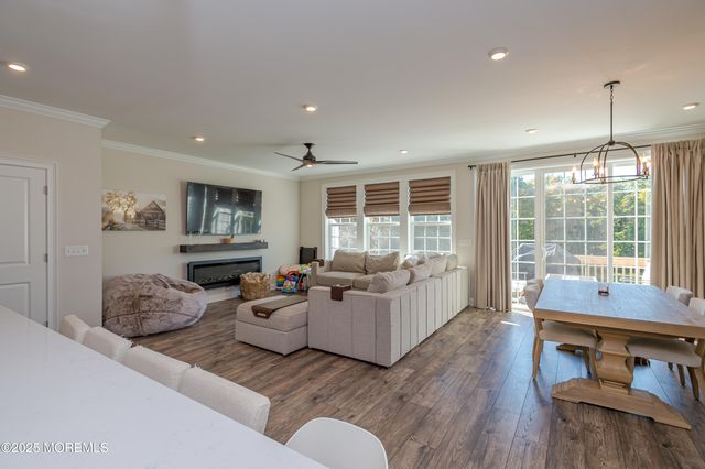 2605 Charleston Drive, Monroe, NJ 08831