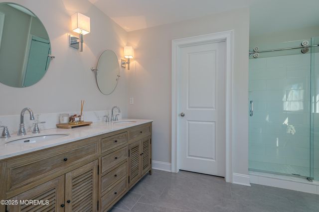 2605 Charleston Drive, Monroe, NJ 08831