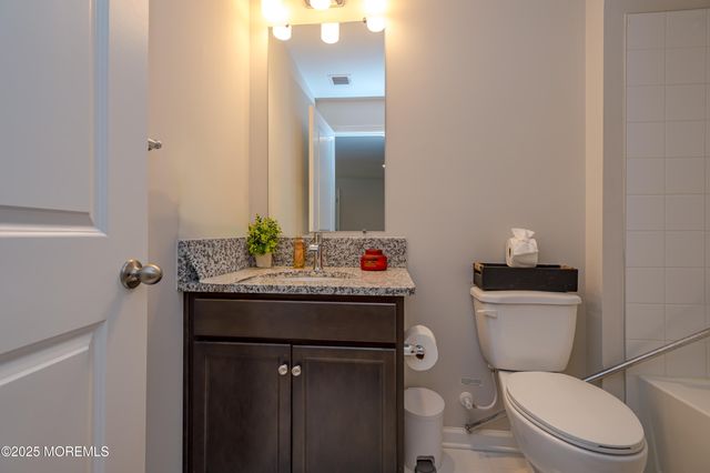 2605 Charleston Drive, Monroe, NJ 08831