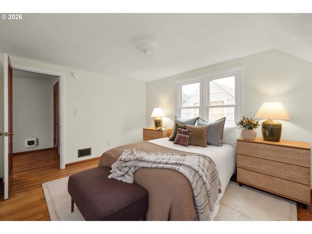 3006 Se 74TH Ave, Portland, OR 97206