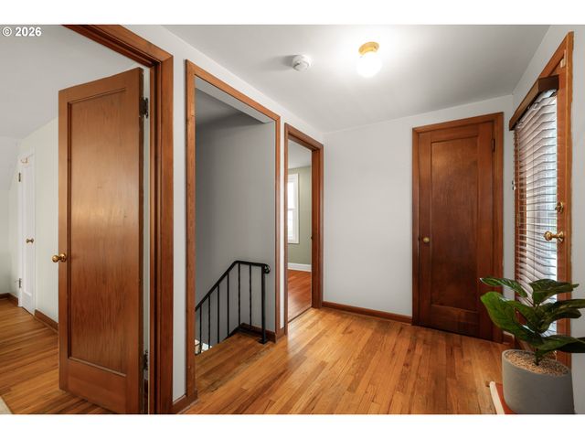 3006 Se 74TH Ave, Portland, OR 97206