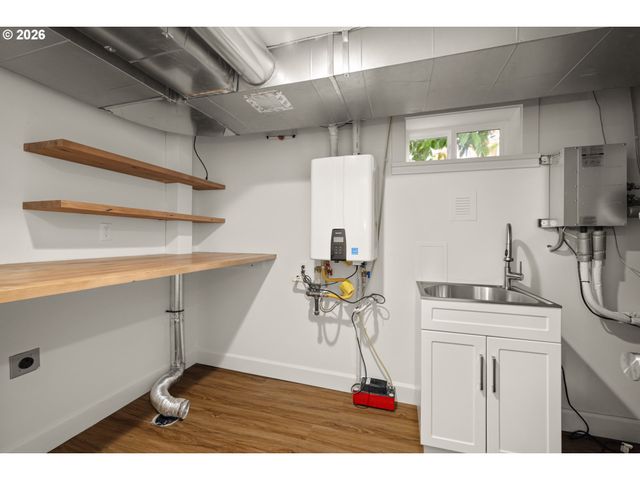 3006 Se 74TH Ave, Portland, OR 97206