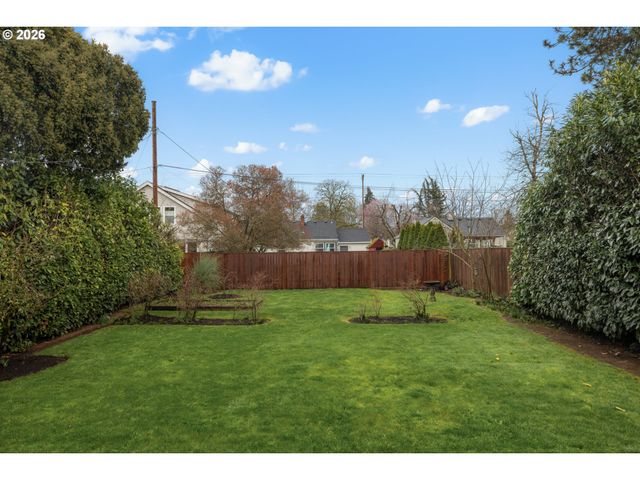 3006 Se 74TH Ave, Portland, OR 97206