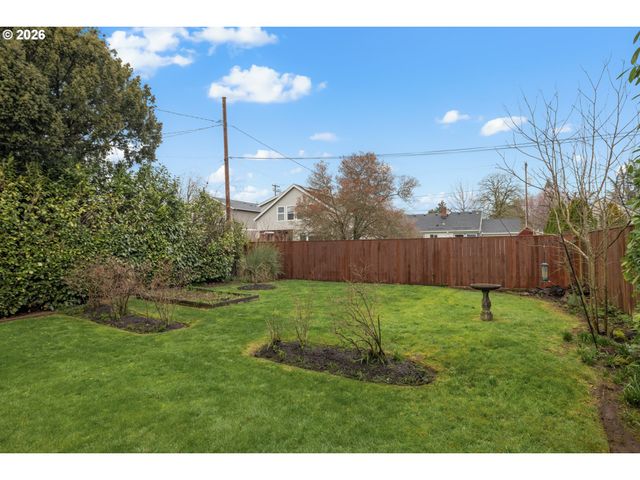 3006 Se 74TH Ave, Portland, OR 97206