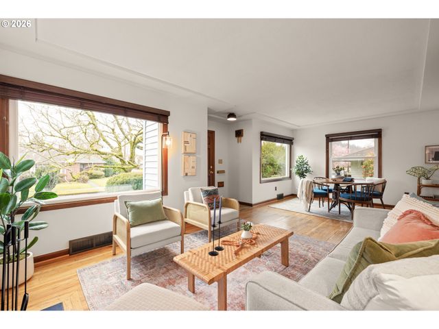 3006 Se 74TH Ave, Portland, OR 97206