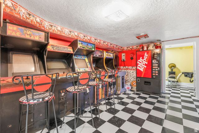 2342 E CHARROS RD, Sandy, UT 84092