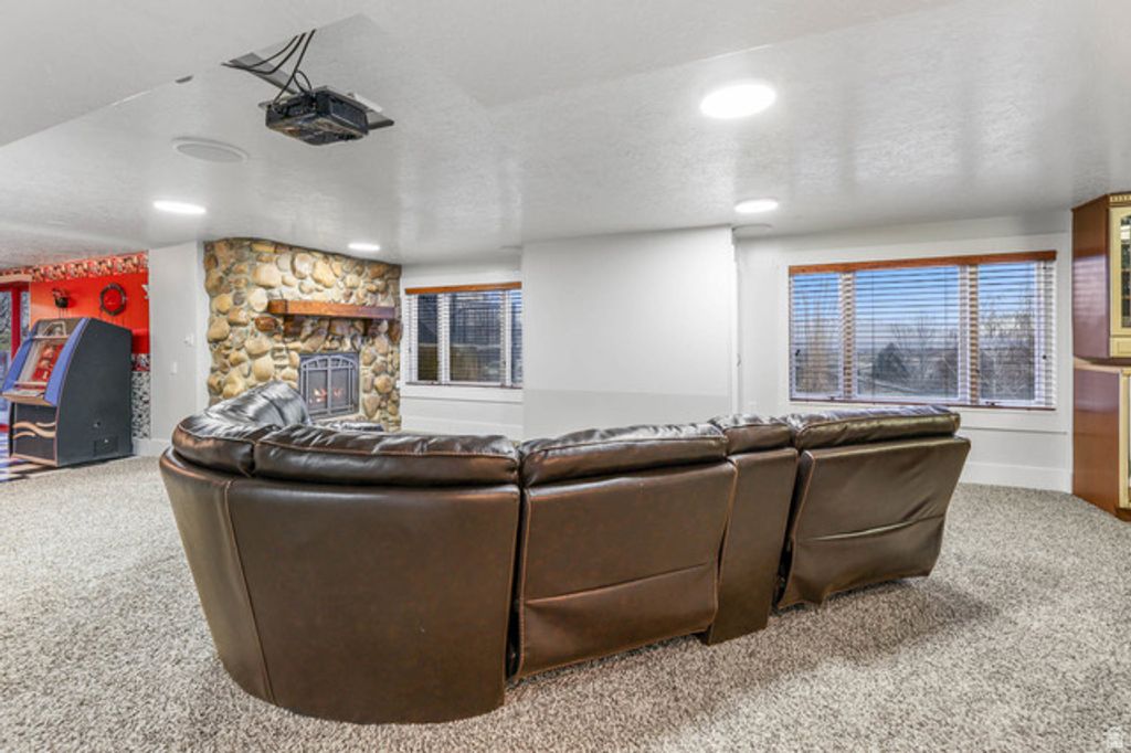 Image 29 of property listing at 2342 E CHARROS RD, Sandy, UT 84092