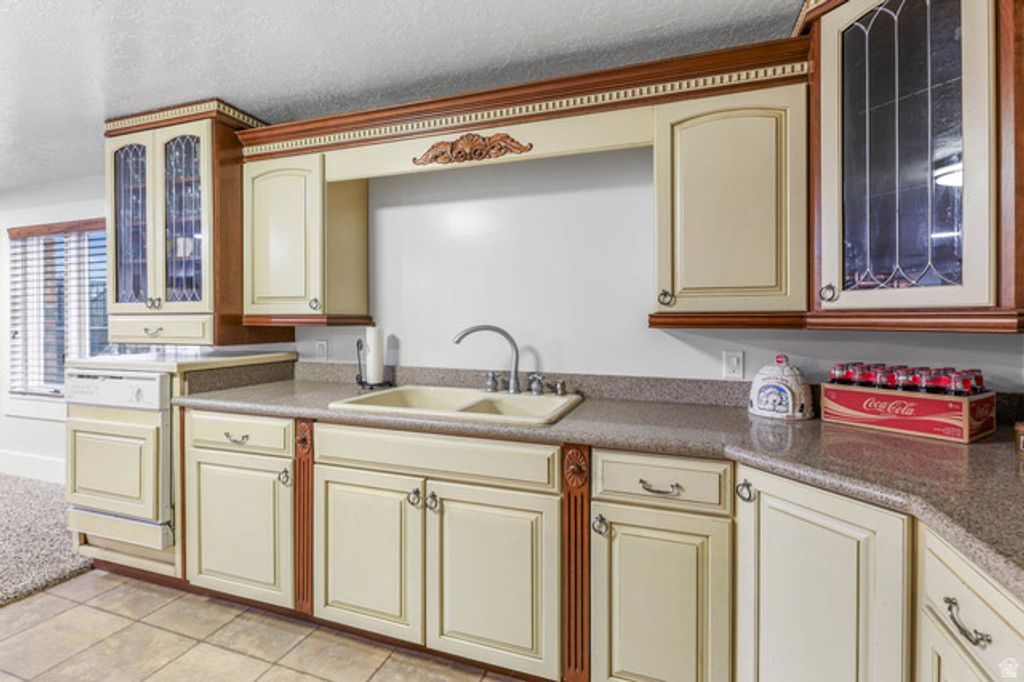 Image 35 of property listing at 2342 E CHARROS RD, Sandy, UT 84092