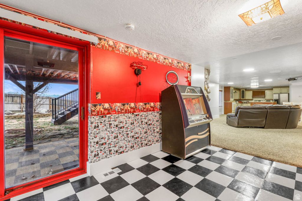 Image 37 of property listing at 2342 E CHARROS RD, Sandy, UT 84092