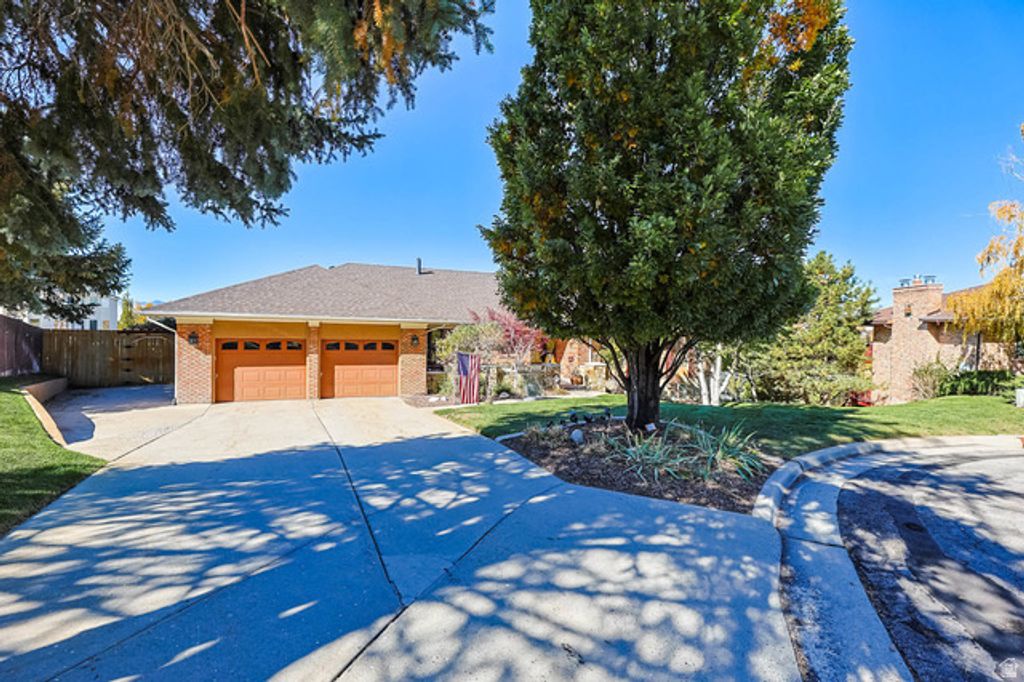 Image 50 of property listing at 2342 E CHARROS RD, Sandy, UT 84092