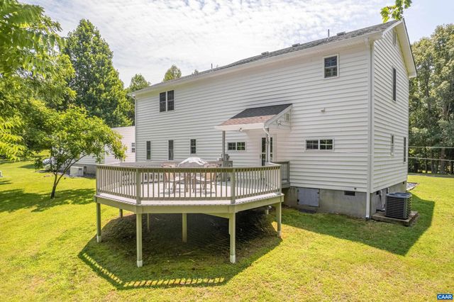 858 CHAPEL RD, Buckingham, VA 23123