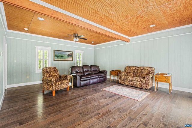 858 CHAPEL RD, Buckingham, VA 23123