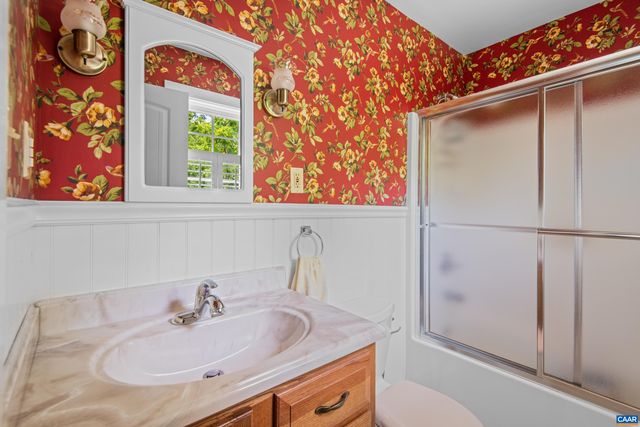 858 CHAPEL RD, Buckingham, VA 23123