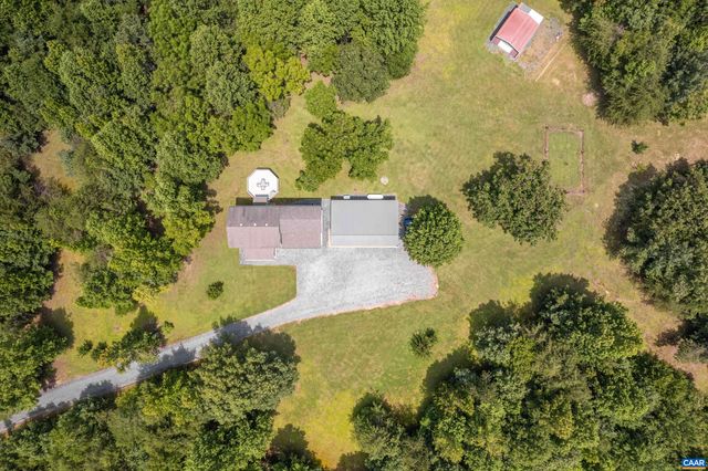 858 CHAPEL RD, Buckingham, VA 23123